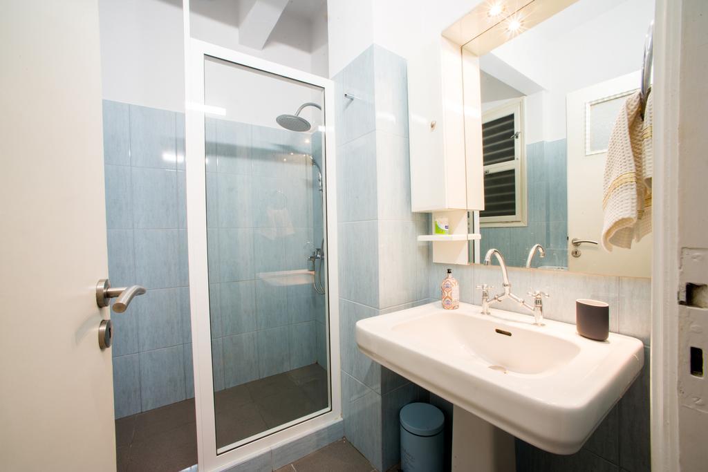 Central 5 Room Apartment Αθήνα Εξωτερικό φωτογραφία